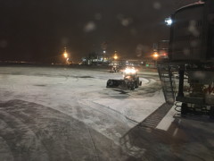 Sheremetyevo Tarmac Constantly Cleared January 2019