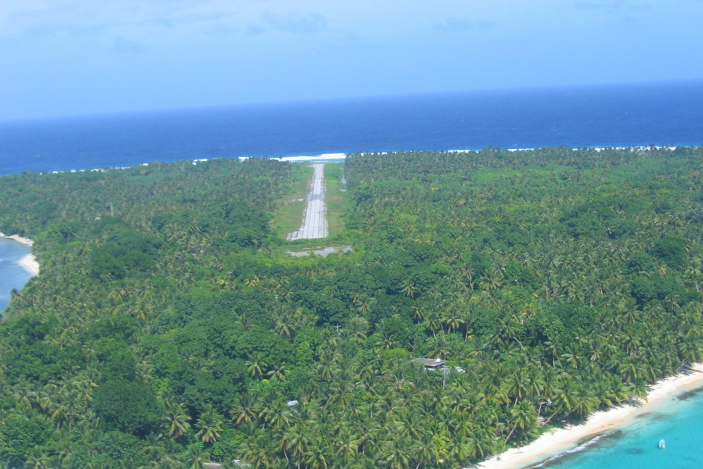 Total Solar Eclipse 2016 Micronesia Yap Woleai Airstrip Repair